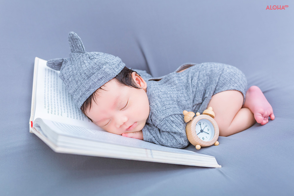 4 lý do mẹ nên chọn dịch vụ chụp ảnh cho bé sơ sinh tại nhà của Aloha Baby Studio