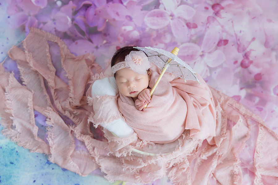 Chụp ảnh sơ sinh cho bé tại nhà