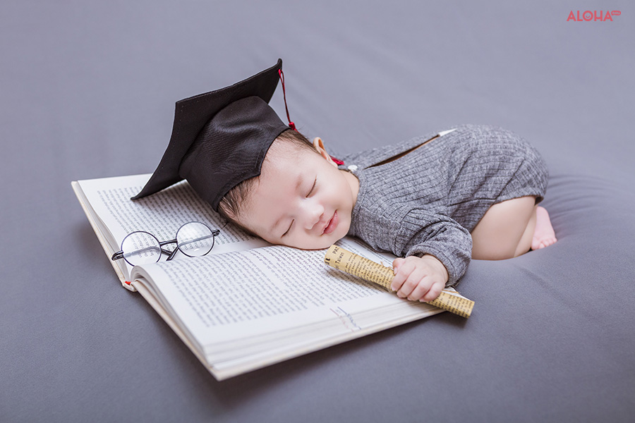 Chụp ảnh sơ sinh tại nhà cho bé siêu đẹp