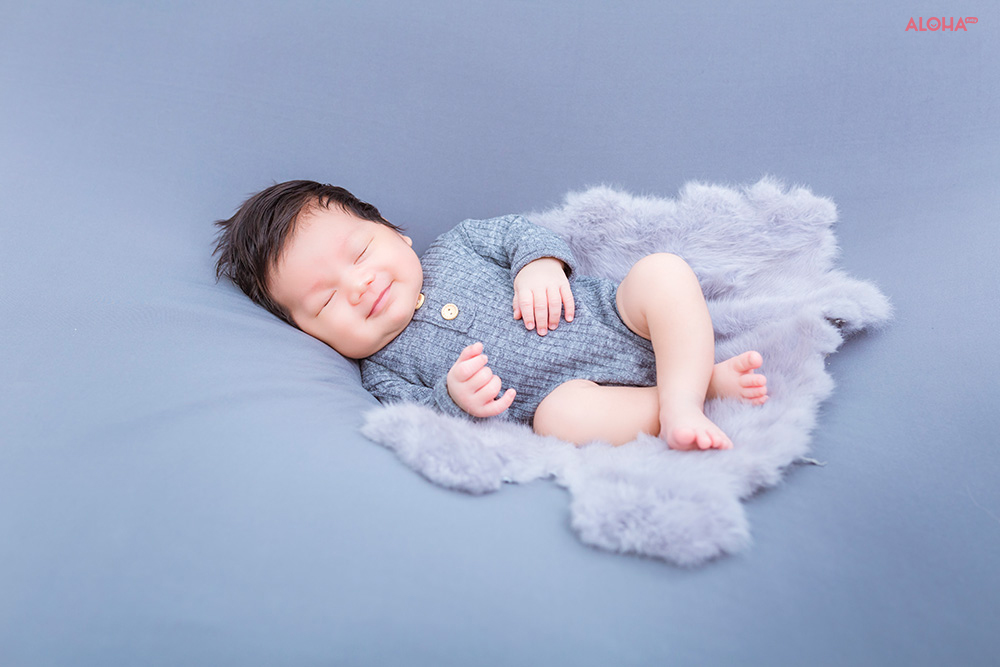 Những lưu ý vàng khi chụp ảnh cho bé sơ sinh tại nhà